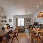 Apartment Rosso - 1 Bedroom And Pool In Santo Antonio Lisbon