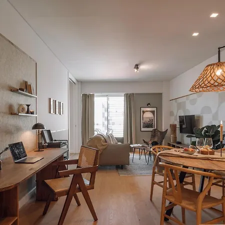 アパート Rosso - 1 Bedroom And Pool In Santo Antonio リスボン